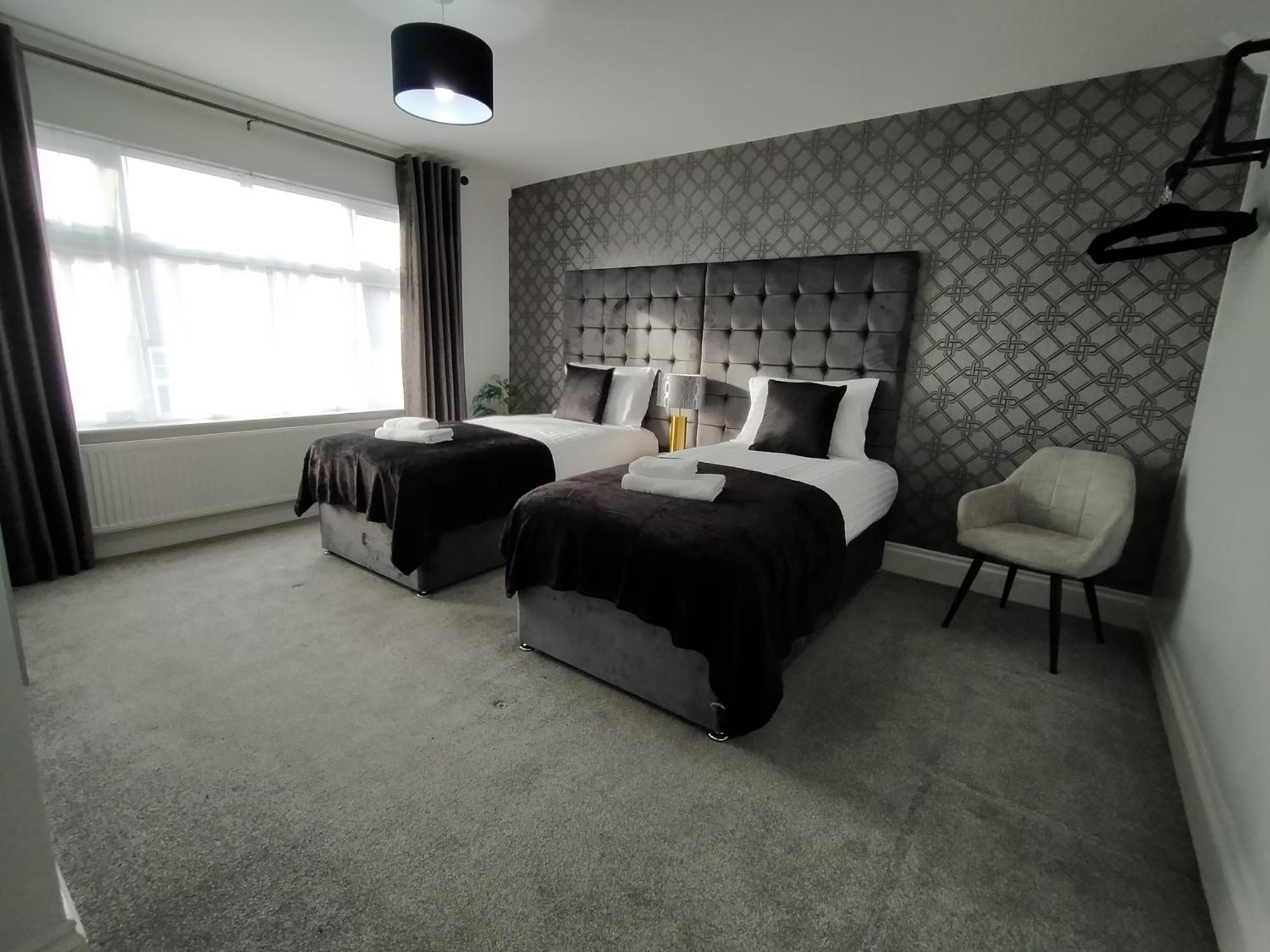 Willa Sirius House - Sleeps 7, Driveway, Garden Crewe Zewnętrze zdjęcie