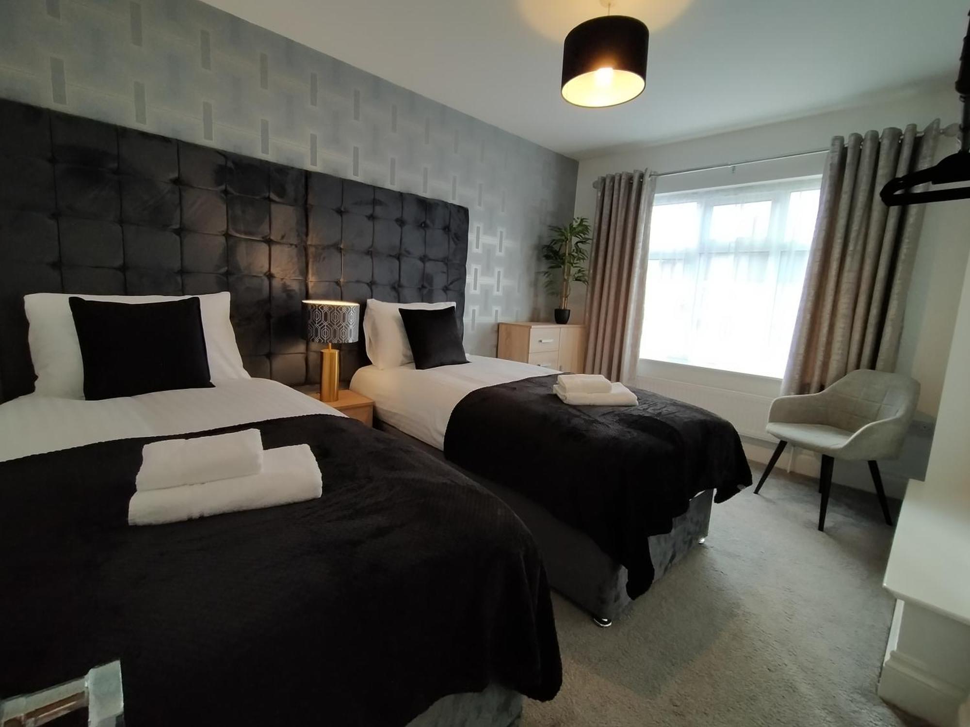 Willa Sirius House - Sleeps 7, Driveway, Garden Crewe Zewnętrze zdjęcie